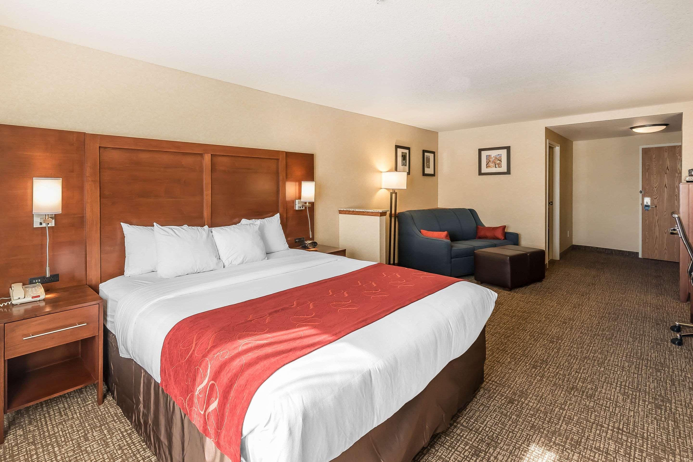 Comfort Suites Longmont Exterior photo